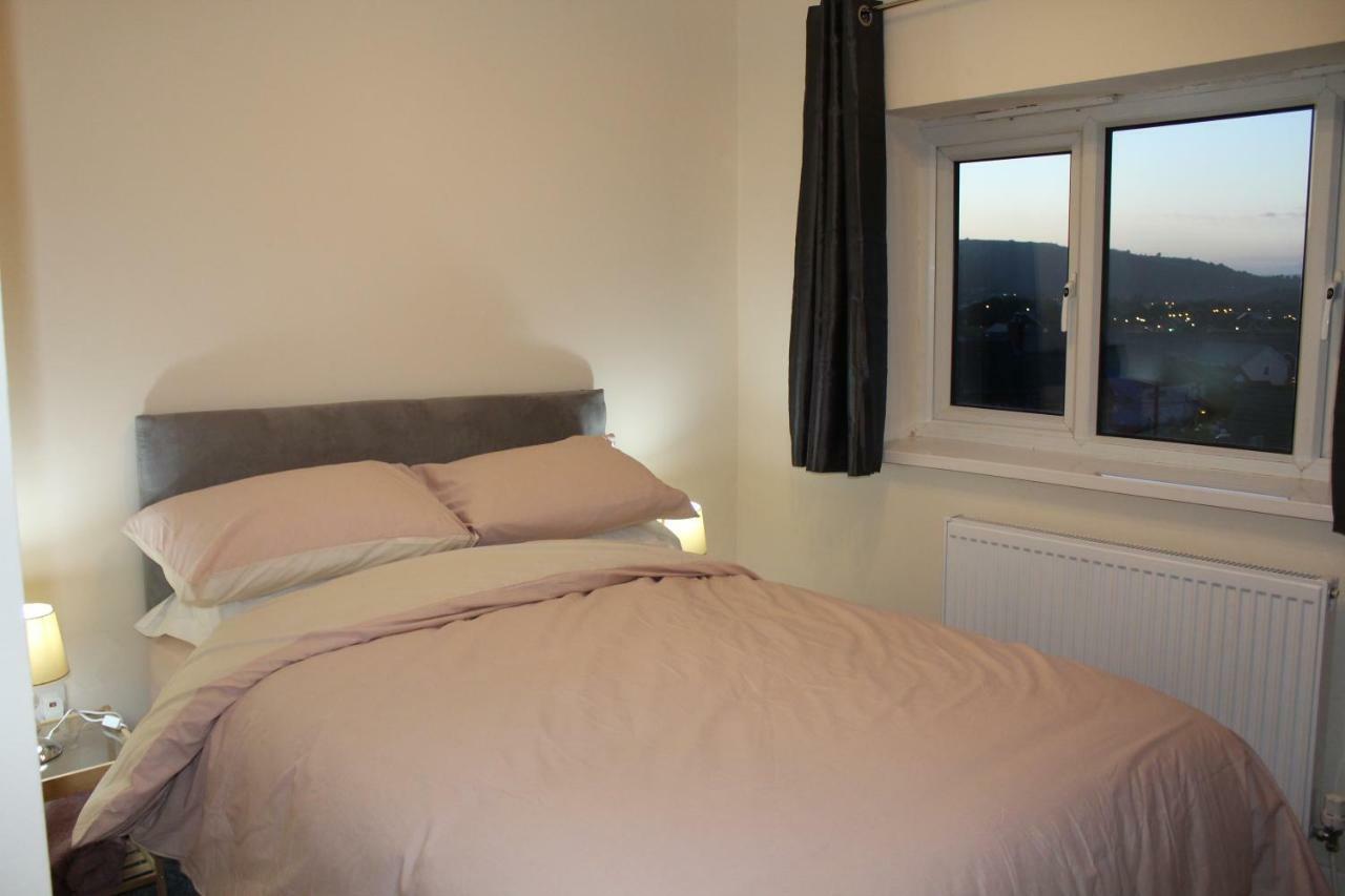 Van Apartments Caerphilly Exterior foto